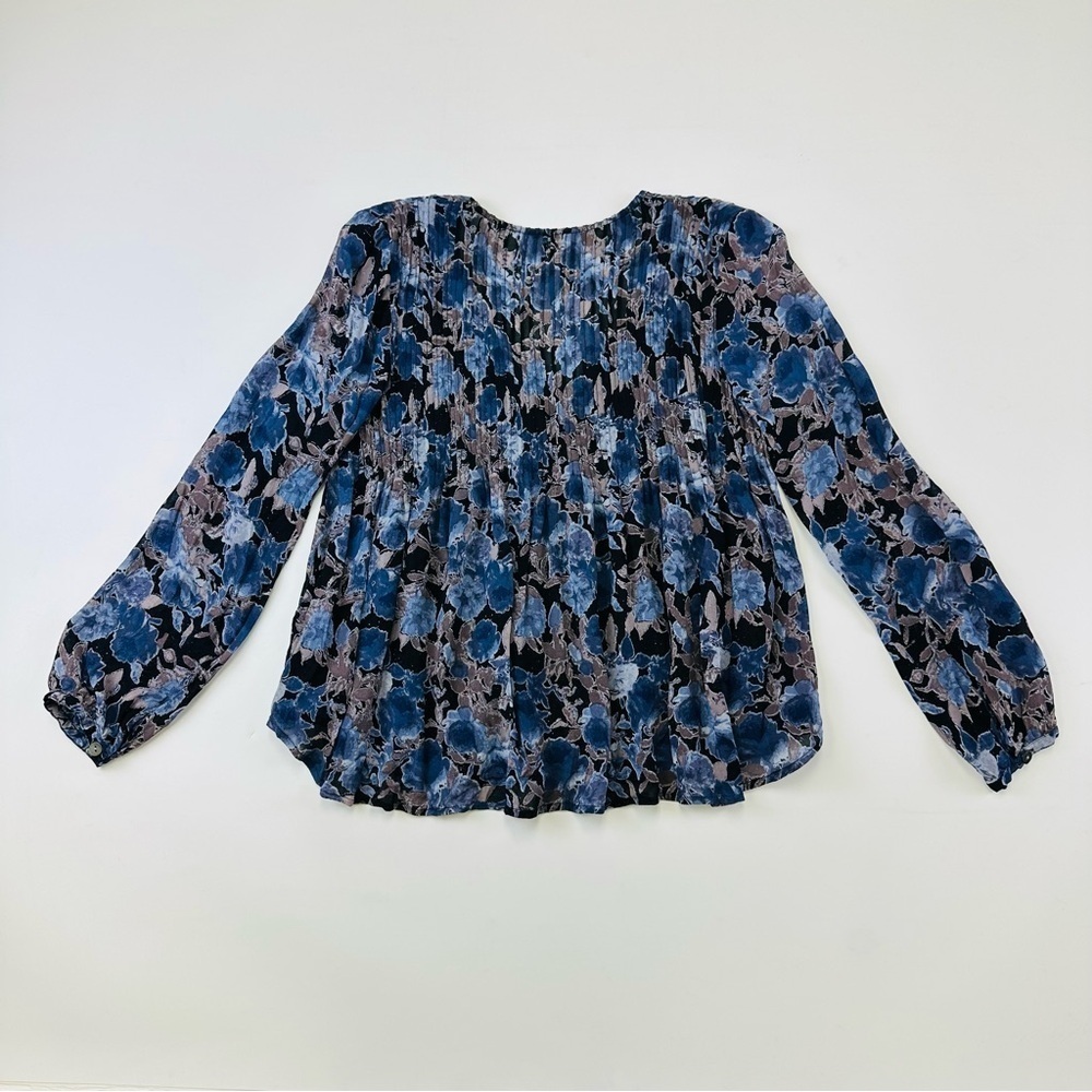 Chan Luu blue floral blouse XS long sleeve pintuck V-neck long sleeve Boho - Picture 12 of 13